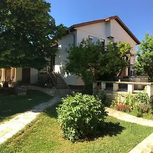 Apartment Two-bedroom Countryside, Marčana