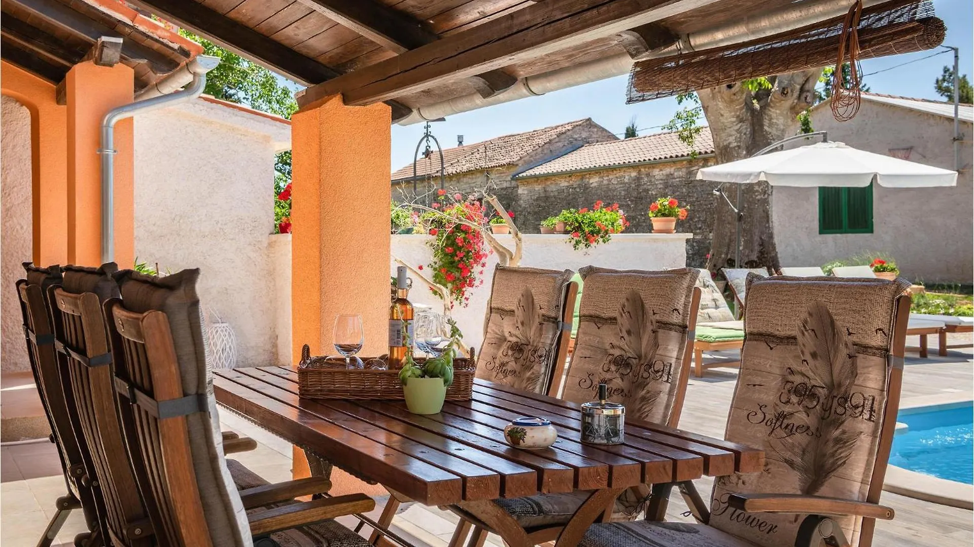 Cozy Home In Marcana With Kitchen Prázdninový dům